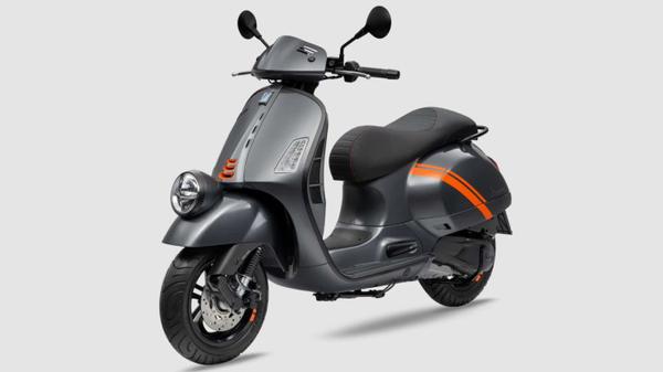 Thiết kế độc đáo của Vespa GTV300 giá không rẻ