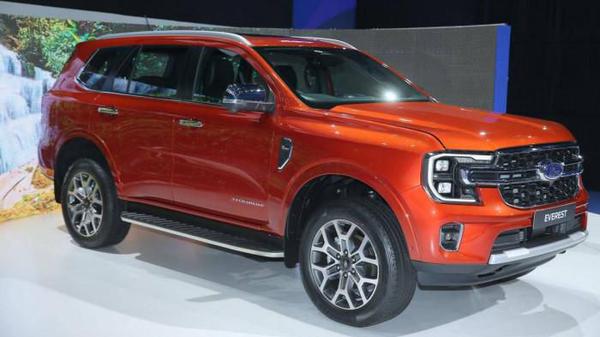 Ford Everest 2022 chính thức ra mắt tại Thái Lan, giá từ 998 triệu đồng