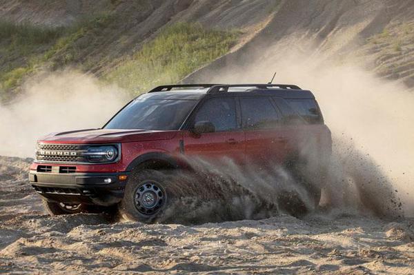 Top 10 mẫu SUV off-road tốt nhất năm 2021