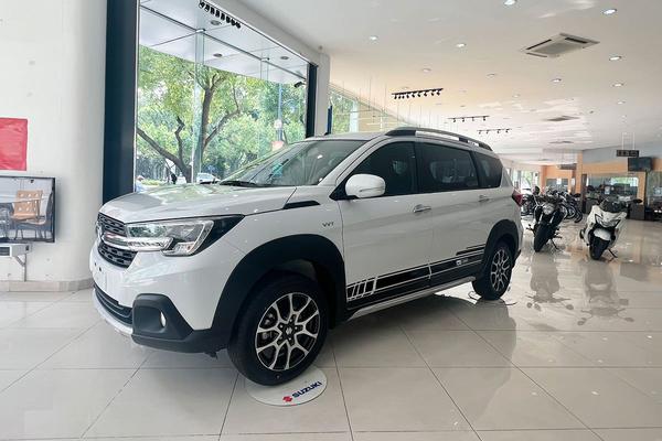 Suzuki XL7 2022 đạt tiêu chuẩn khí thải Euro 5 chính thức ra mắt tại Việt Nam