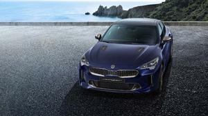 Kia Stringer liệu có sống sót khi doanh số bán hàng cực thấp?