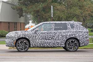 Mitsubishi Outlander thế hệ mới sẽ sử dụng động cơ của Nissan ?