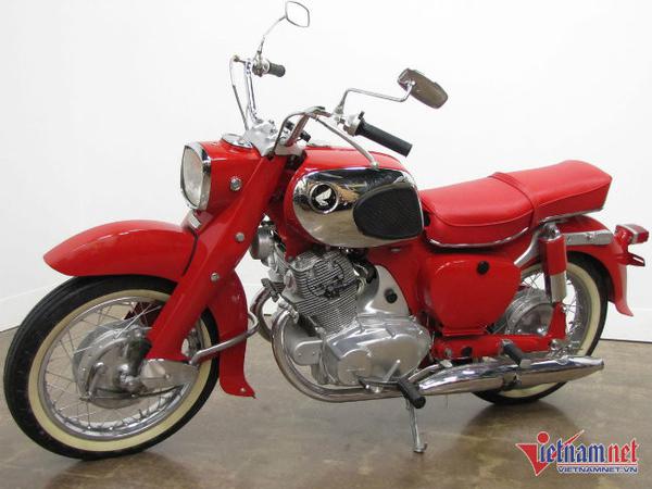 Trọn bộ ảnh Honda Dream CA77 1963 giá 350 triệu của dân chơi Sài Gòn