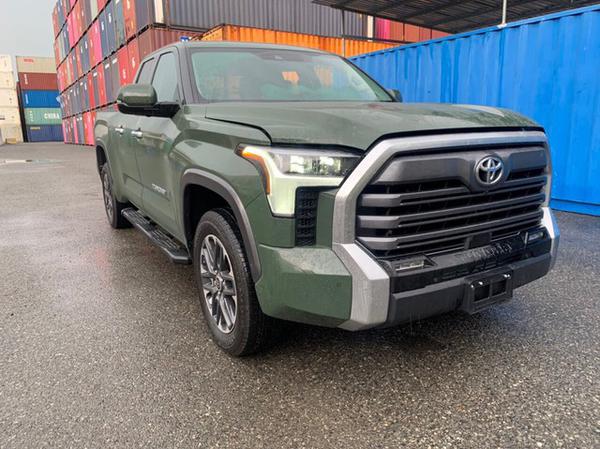 Chi tiết Toyota Tundra 2022 đầu tiên cập bến Việt Nam với giá hơn 4,5 tỷ đồng