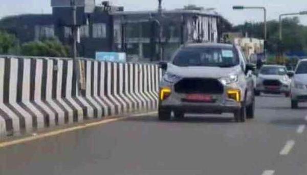 Ford EcoSport 2021 sắp ra mắt tại Ấn Độ vẫn sẽ có trang bị lốp dự phòng