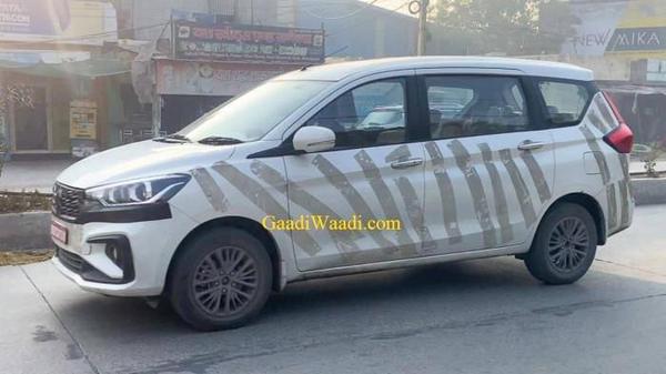 Phát hiện Suzuki Ertiga 2022 chạy thử nghiệm trên phố