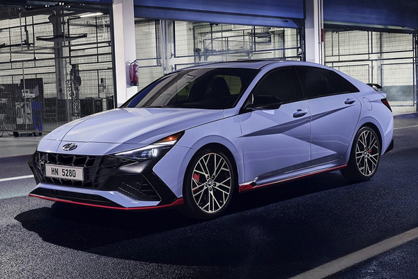 Hyundai Elantra N 2023 đã về Việt Nam để cạnh tranh với Honda Civic Type R