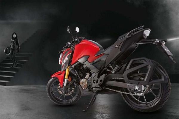 Honda CB300F 2022 ra mắt với diện mạo hầm hố, giá từ 60 triệu đồng