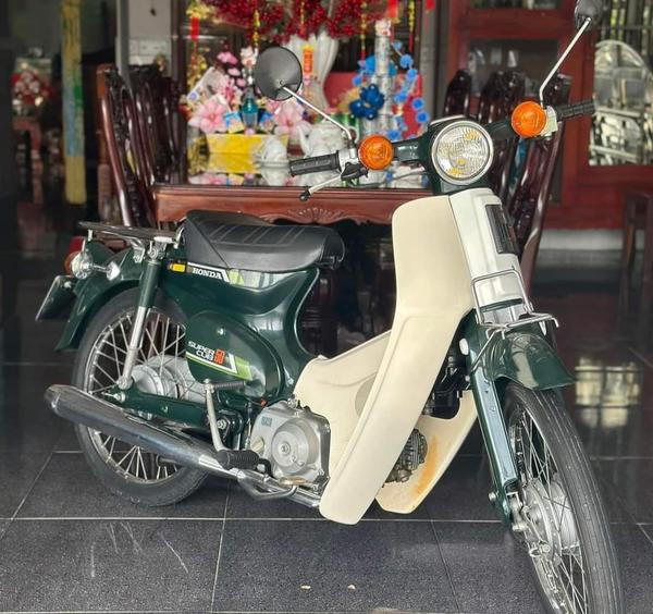 Huyền thoại Honda Cub 81 kim vàng giọt lệ được rao bán giá hơn 100 triệu