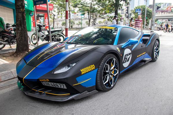 Cận cảnh Ferrari 488 GTB với gói nâng cấp ngoại hình hầm hố tại TP.HCM