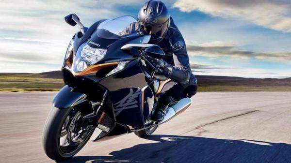Suzuki Hayabusa 2021 ra mắt Malaysia khiến người dùng Việt háo hức