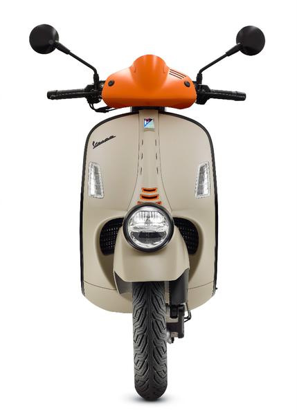Vespa GTV "tái sinh" với thiết kế thể thao mạnh mẽ đầy ấn tượng