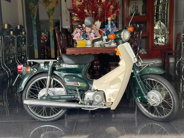 Huyền thoại Honda Cub 81 kim vàng giọt lệ được rao bán giá hơn 100 triệu