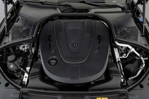 Mercedes-Maybach S580 độ Brabus với nội thất xanh ngọc sang trọng