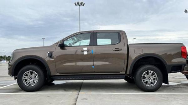 Ford Ranger 2023 bản giá rẻ chưa đến 700 triệu có gì đặc biệt ?