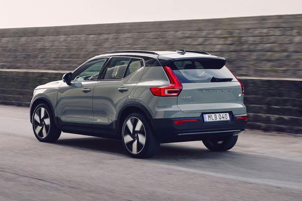 Volvo XC40 Recharge 2023 lộ diện với ngoại hình được nâng cấp