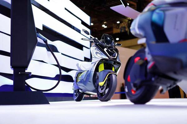 Xe máy điện Yamaha E01 lộ diện, có thể di chuyển 100 km