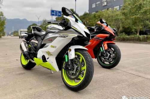 Yamaha R6 2021 sẽ có giá bán gần 100 triệu đồng