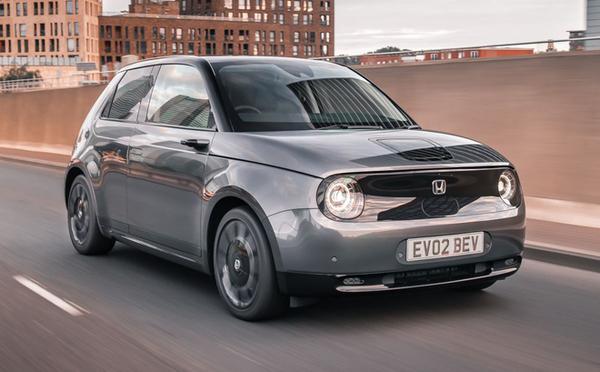 Mẫu xe Volkswagen ID.4 chính thức trở thành Xe của năm 2021