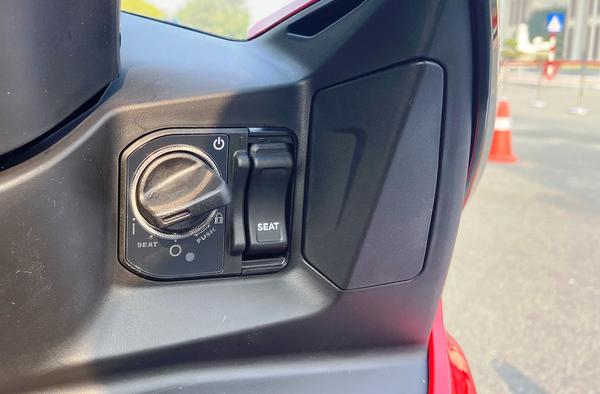 Cận cảnh Honda Winner X thế hệ mới vừa ra mắt tại Việt Nam, giá từ 46 triệu đồng