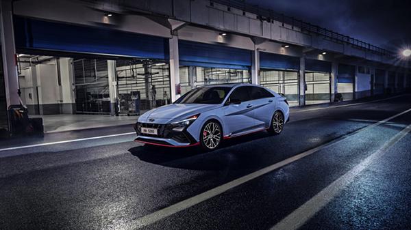 Hyundai Elantra N 2022 hé lộ nhiều thông tin quan trọng nhưng giá bán vẫn là "bí mật"