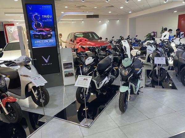 VinFast dừng dịch vụ đổi pin cho xe máy điện từ tháng 11/2022