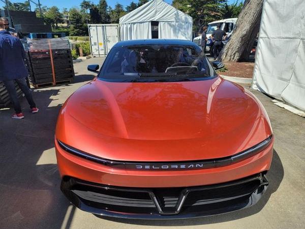 Xe thể thao chạy điện DeLorean Alpha 5 lộ diện, trang bị cửa cánh chim gây chú ý