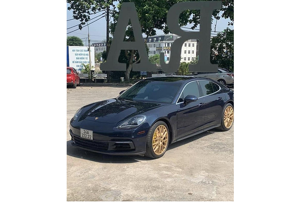 Porsche Panamera biển “ngũ quý 2” của đại gia Lào Cai