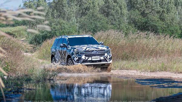 Ford Everest thế hệ mới xác nhận ra mắt vào ngày 01/3