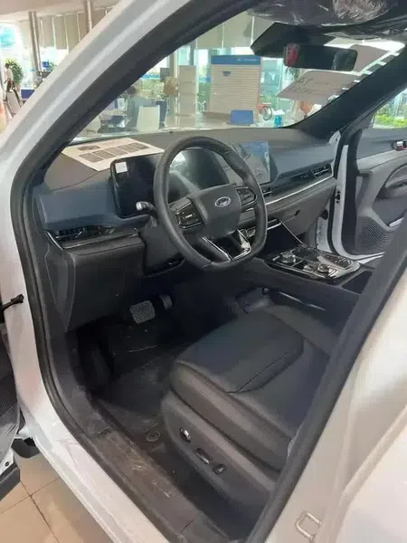 Ford Territory 2023 xuất hiện tại đại lý, sẵn sàng ra mắt chính thức