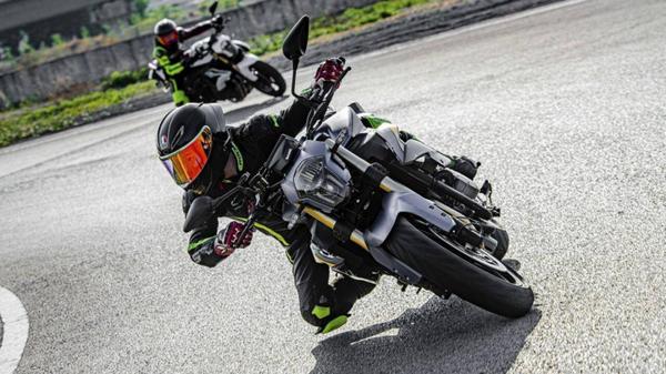 Benelli TNT 600 2021 ra mắt tại Trung Quốc đậm chất thể thao có giá bán 169,5 triệu đồng