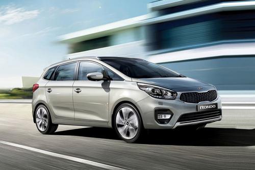 Chi tiết về Kia Rondo, cập nhật giá bán mới nhất tháng 12/2020
