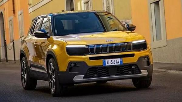 Jeep Avenger bản chạy điện lộ diện "đấu" Kia Seltos
