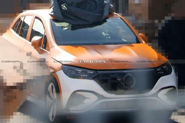 Xe điện gầm cao Mercedes-Benz EQE xác nhận ra mắt vào ngày 16/10 tới