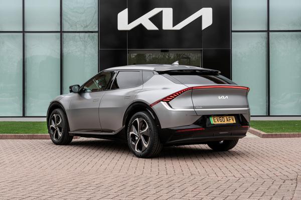 Xe điện chuyên dụng mới Kia EV6 ra mắt tại châu Âu