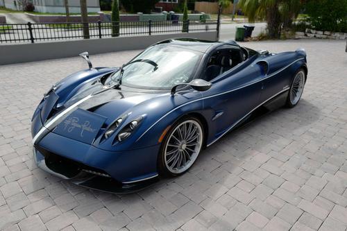 "Chốt đơn" Pagani Huayra Roadster 2019 với giá 2,1 triệu đô