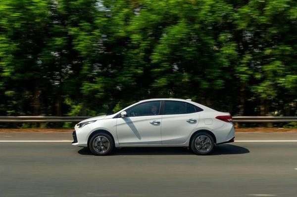 Toyota Việt nam giữ vững "ngôi vương" thị trường xe du lịch trong 9 tháng đầu năm 2024