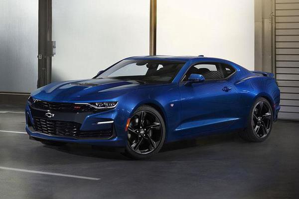 Top 10 ô tô cơ bắp có giá rẻ nhất năm 2022