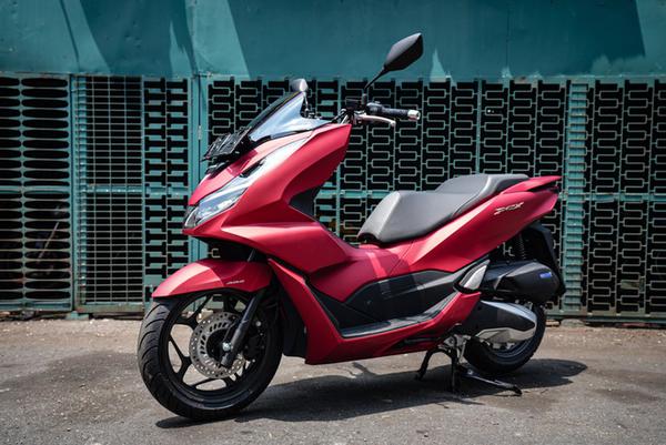 Chi tiết về mẫu xe Honda PCX 160 đầu tiên mới đây đã được đưa về Việt Nam