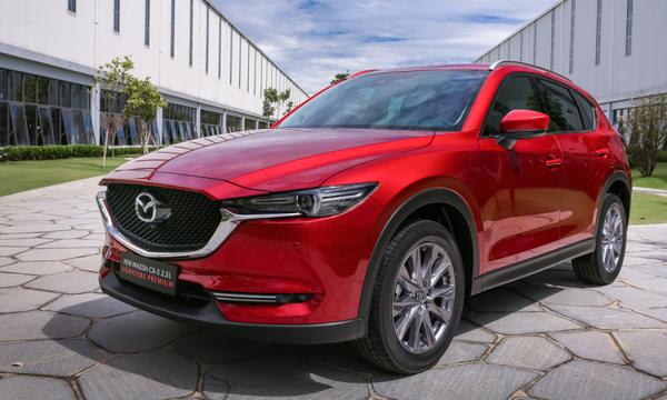 Hyundai Tucson thất thủ, Mazda CX-5 vươn lên dẫn đầu phân khúc