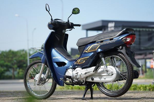 Chi tiết Honda Dream 2024 về Việt Nam giá đắt hơn Honda SH
