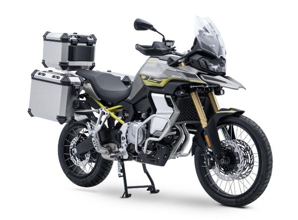 Voge 900 DS ra mắt, ngoại hình "chia sẻ" từ BMW F 850 GS