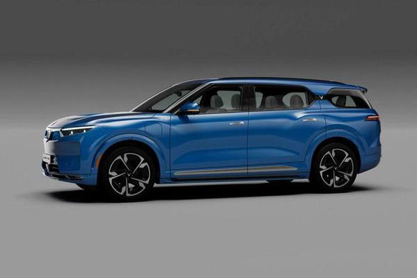 VinFast công bố giá VF8 và VF9, mục tiêu chuyển sang 100% xe điện vào cuối 2022