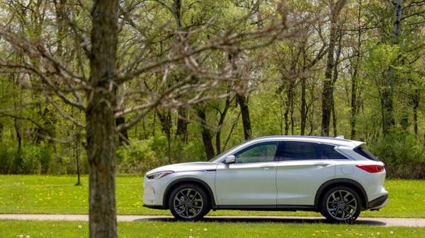 Infiniti QX50 2022 ra mắt với 5 phiên bản, giá từ 897 triệu đồng