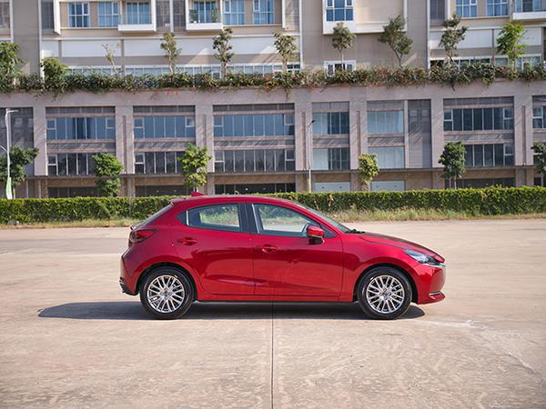 Chi tiết về Mazda 2, cập nhật bảng giá mới nhất tháng 7/2021