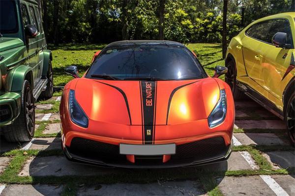 Ảnh thực tế Ferrari 488 GTB độ Novitec Rosso độc đáo tại Việt Nam