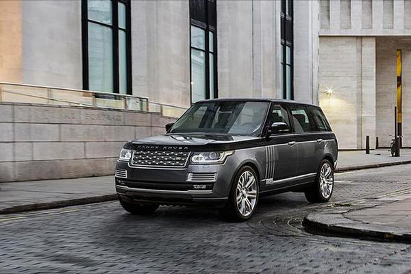 Range Rover 2022 bị triệu hồi do lỗi chốt giữ cảm biến va chạm phía trước
