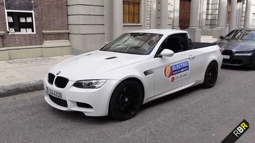 BMW M điện khí hóa chính thức được xác nhận cho năm 2021