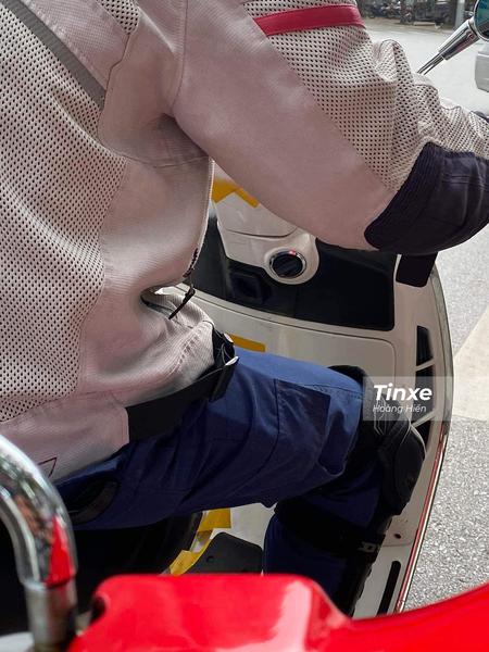 Vespa GTS 2022 chạy thử trên phố Hà Nội, xuất hiện nhiều nâng cấp bất ngờ