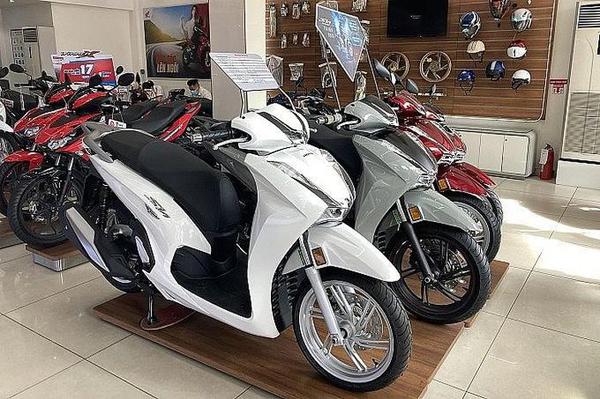 Giá xe máy Honda giảm giá kỷ lục cận Tết